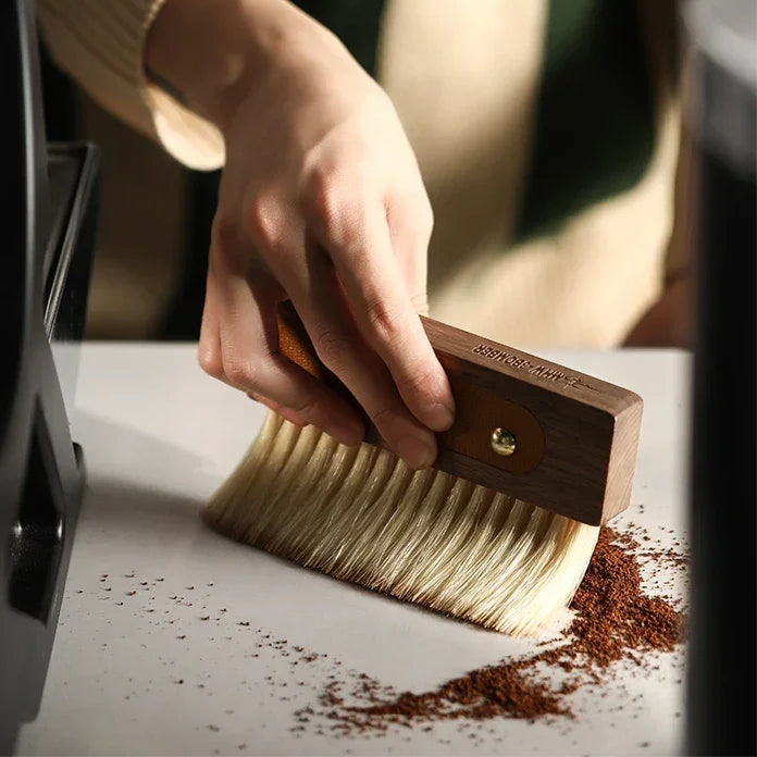 MHW-3BOMBER Coffee Brush Cleaning Durable Leather Cover with Wooden Handle Cleaning Brush Professional Home Barista Accessories