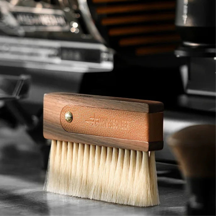 MHW-3BOMBER Coffee Brush Cleaning Durable Leather Cover with Wooden Handle Cleaning Brush Professional Home Barista Accessories